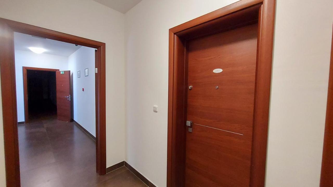 Apartment Moser 1303 Karlovy Vary Bagian luar foto
